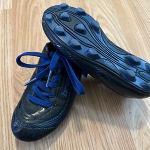 Brava Soccer Cleats